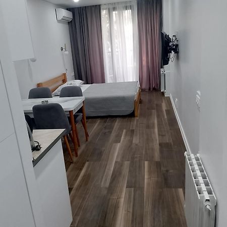 Next Apartments Batumi Eksteriør billede